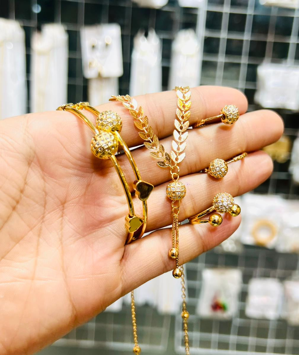 Beautiful Gold-Plated Zircon Work Ball Combo Set