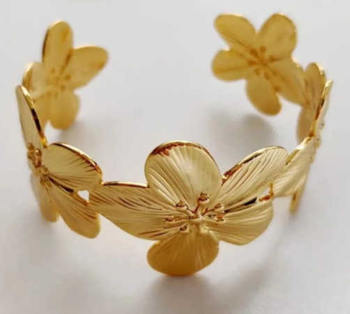Flower Shaped Stainless Steel Handcuff Bracelet