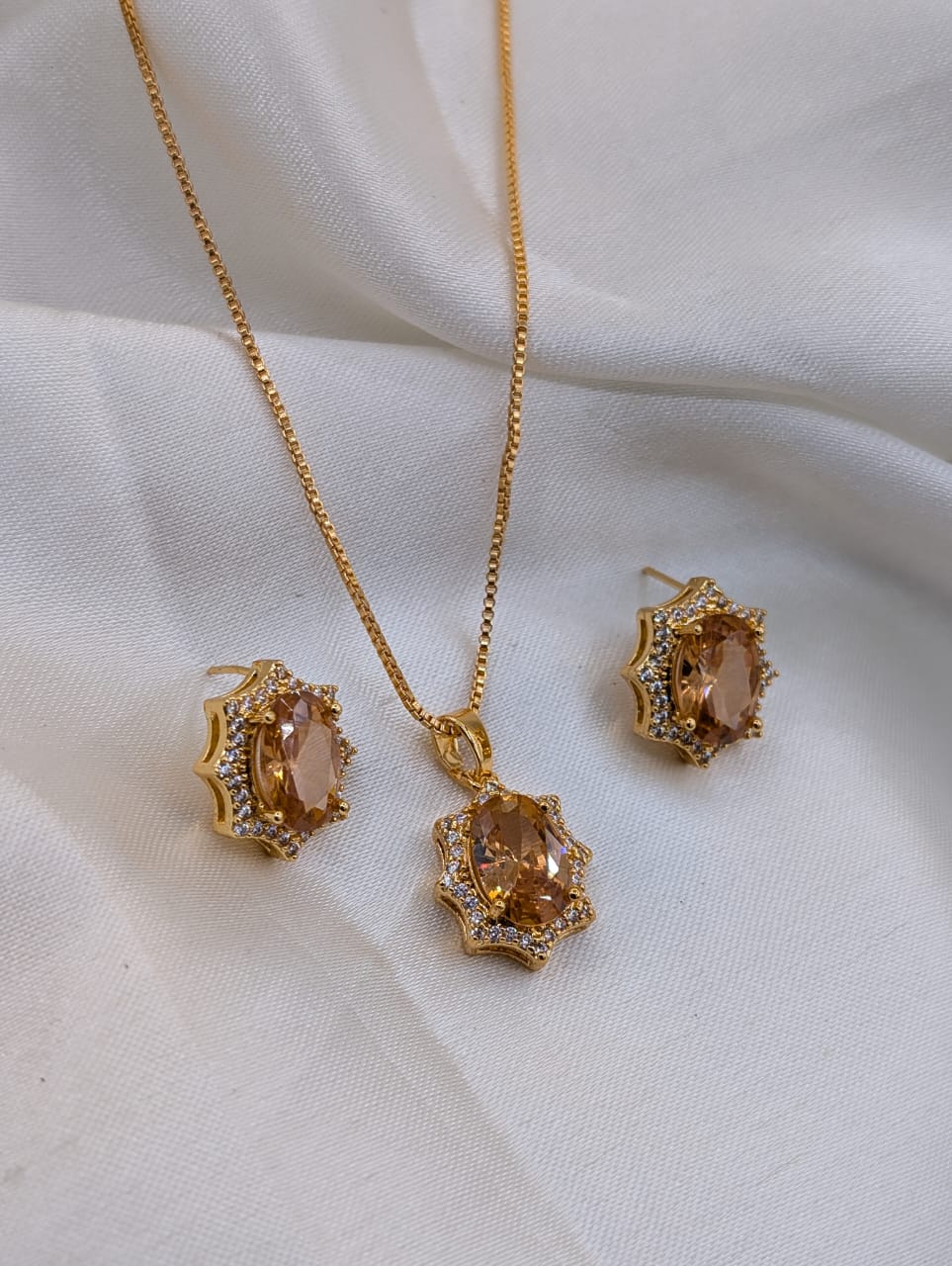 Gold Plated Locket Set with Colourful Stones