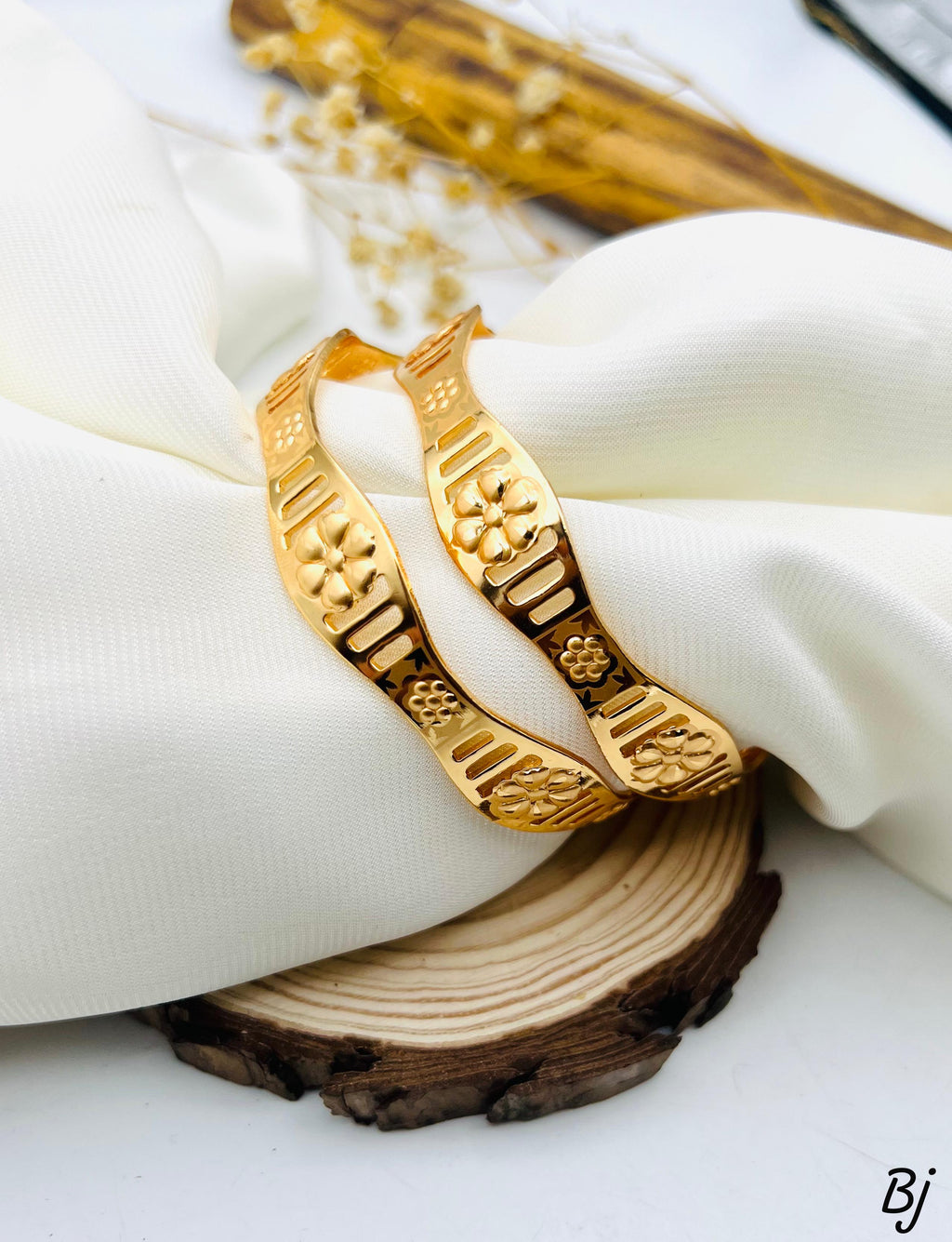 Gold Plated Printed Bangles