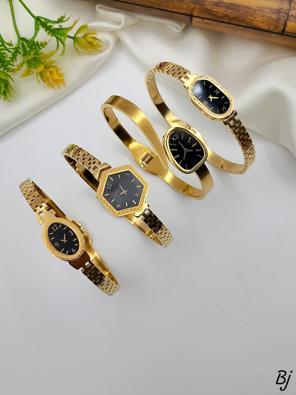Gold Fashion Watch Bracelet