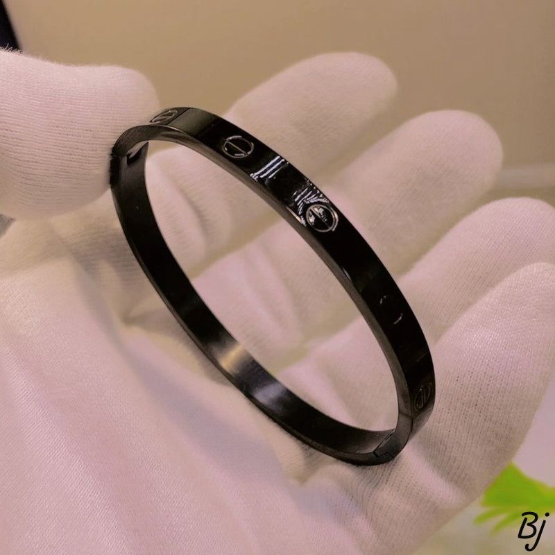 Cartier Love Bracelet