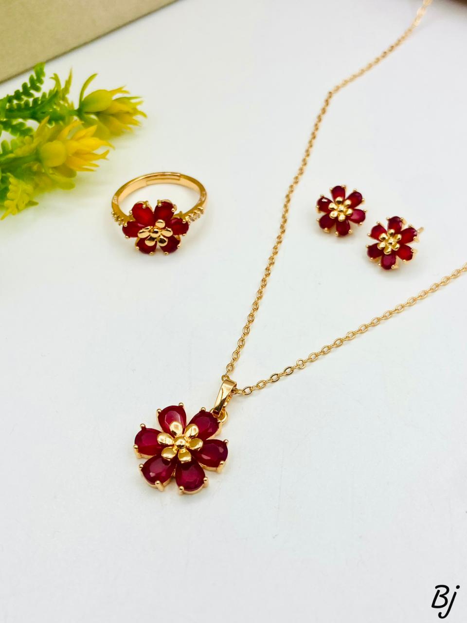 Elegant Flower Jewelry Set - Necklace, Earrings & Ring
