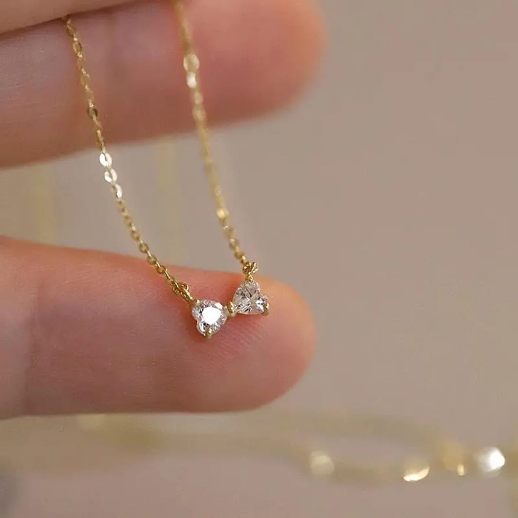 Bow-Shaped Pendant